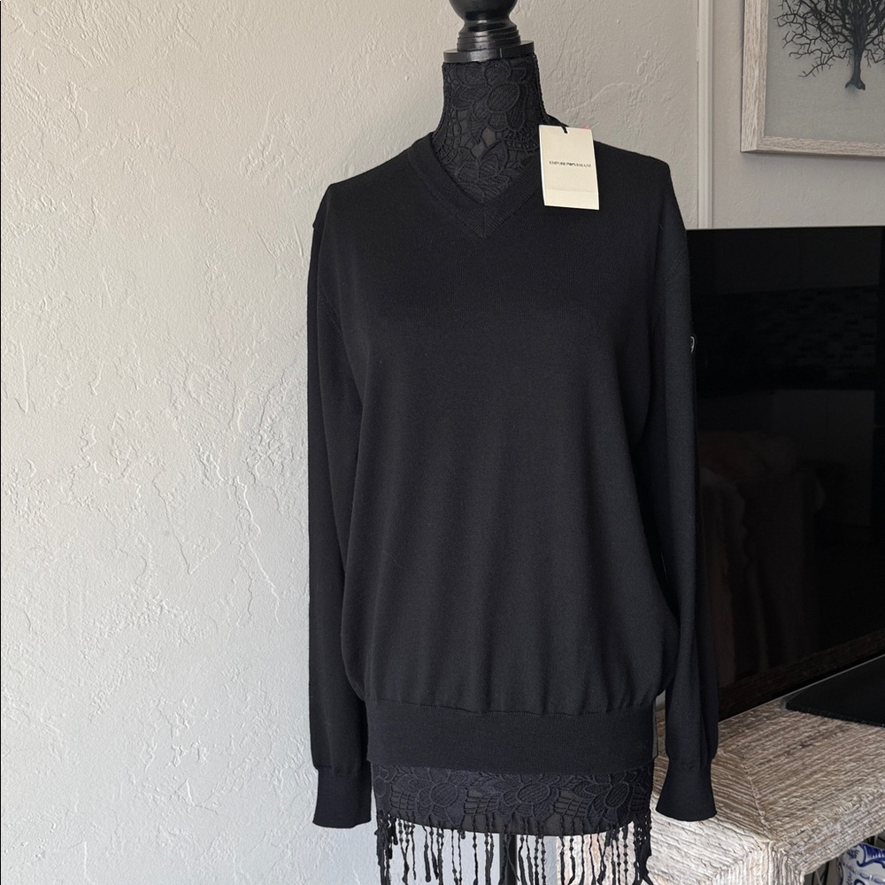 NWT Emporio Armani Classic men Black V-Neck wool Sweater size XL-L